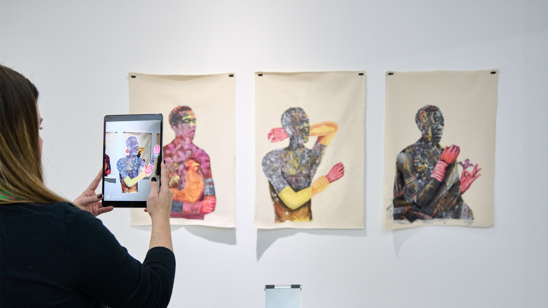 Phumulani-Ntuli-participation-for-Digital-Gardens-at-TMR Gallery-Interactive-Augmented-Reality-Installation